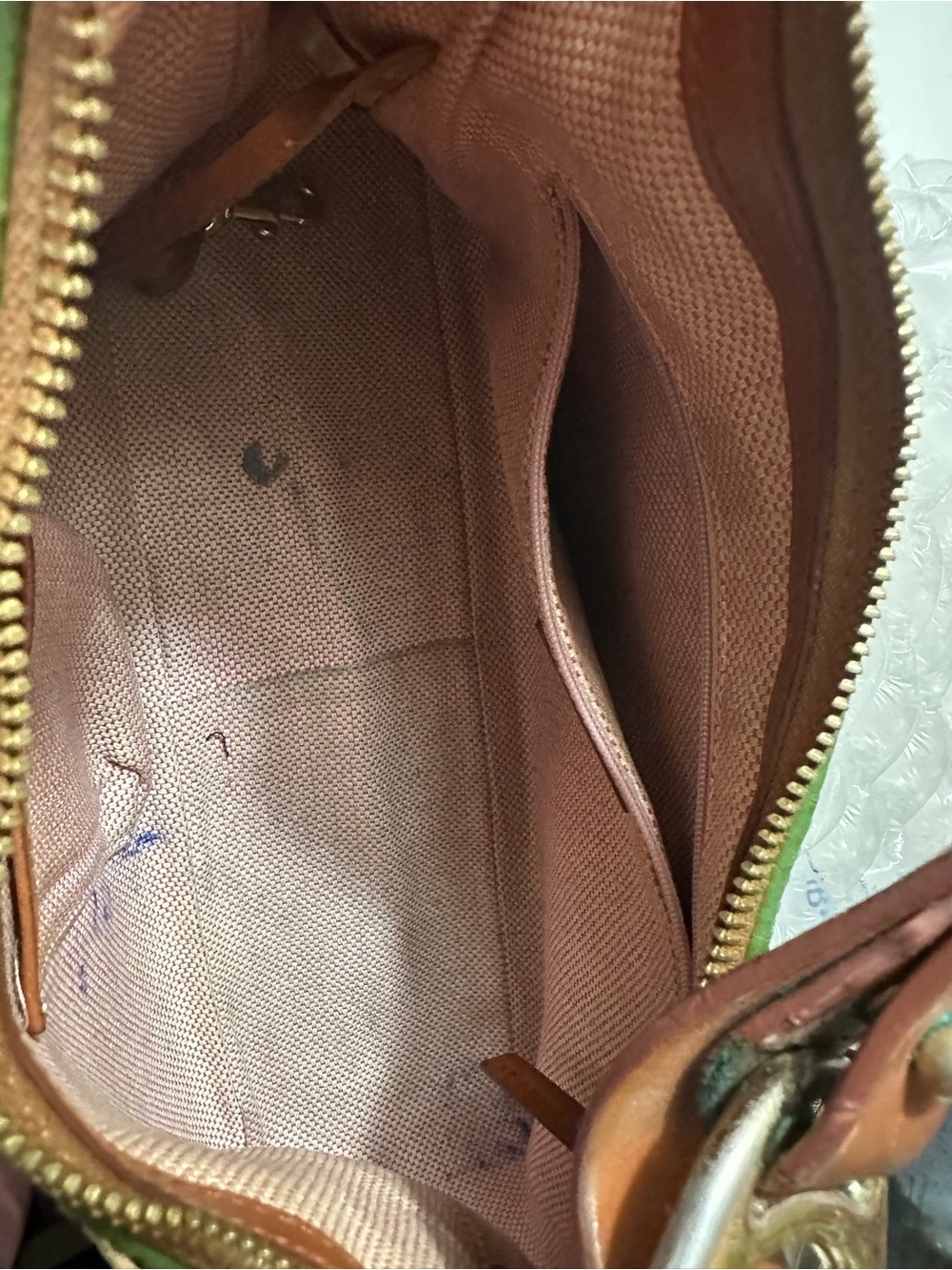 Dooney & Bourke Green Pebbled Leather Shoulder Bag with Brown Trim - Picture 6 of 13